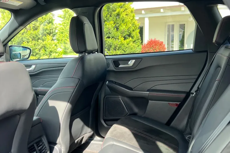 Ford Kuga din 2026 cu 4.000 km - oferta FOR206536 - foto 37