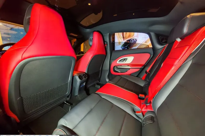 Mercedes-Benz CLA 200 (Clasa CLA) din 2025 cu 3.500 km - oferta MER206537 - foto 21