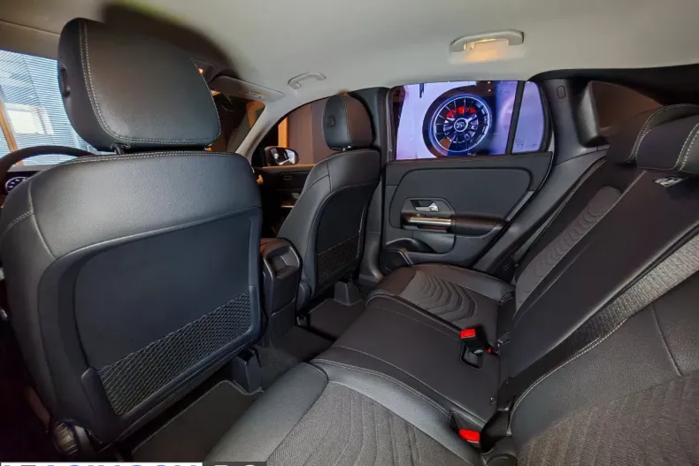 Mercedes-Benz GLA din 2026 cu 1 km - oferta MER206538 - foto 20