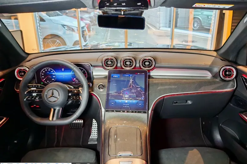 Mercedes-Benz GLC din 2025 cu 1 km - oferta MER206539 - foto 4