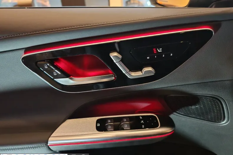 Mercedes-Benz GLC din 2025 cu 1 km - oferta MER206539 - foto 17