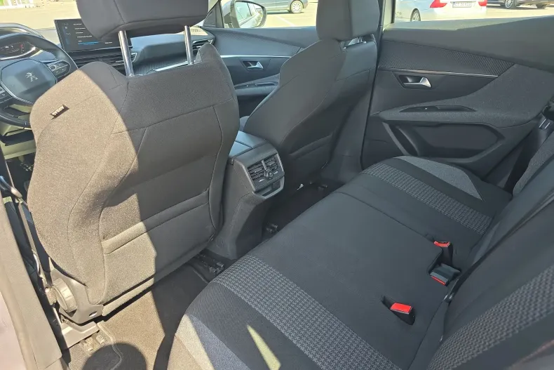 Peugeot 3008 din 2021 cu 138.766 km - oferta PEU206541 - foto 27