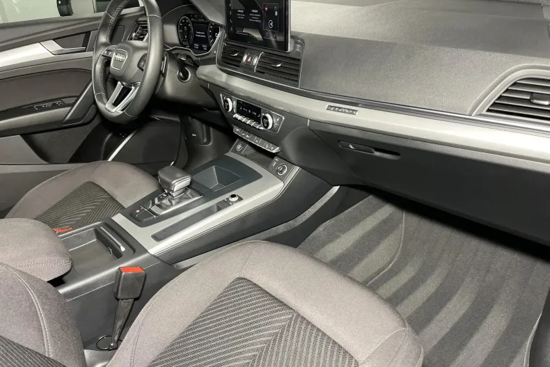 Audi Q5 din 2022 cu 105.900 km - oferta AUD206542 - foto 28