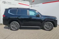 Toyota Land Cruiser 300 din 2023 cu 85.199 km - oferta TOY206545 - foto 3