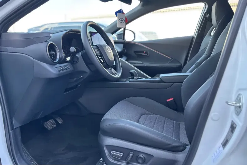 Toyota C-HR din 2024 cu 16.000 km - oferta TOY206546 - foto 17