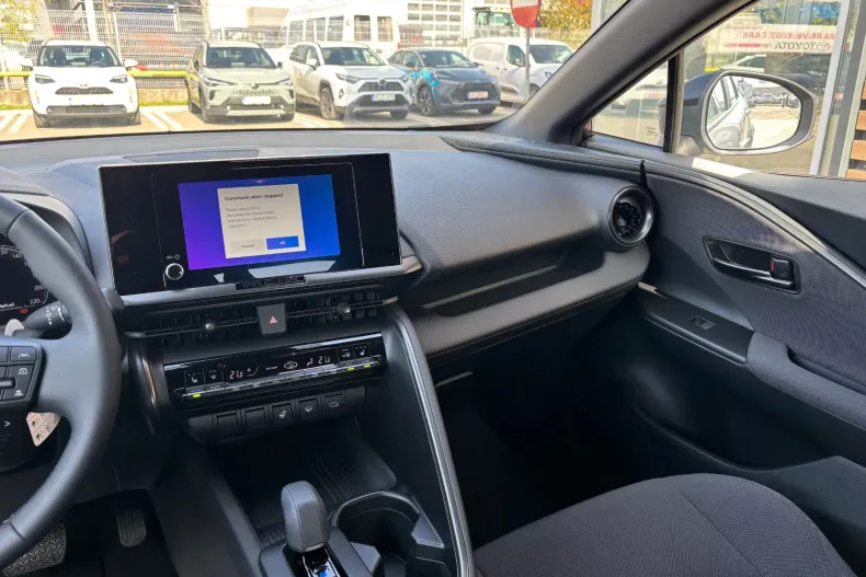 Toyota C-HR din 2025 cu 2 km - oferta TOY206547 - foto 14