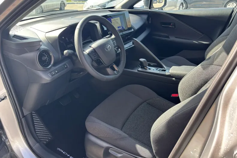 Toyota C-HR din 2025 cu 2 km - oferta TOY206547 - foto 23