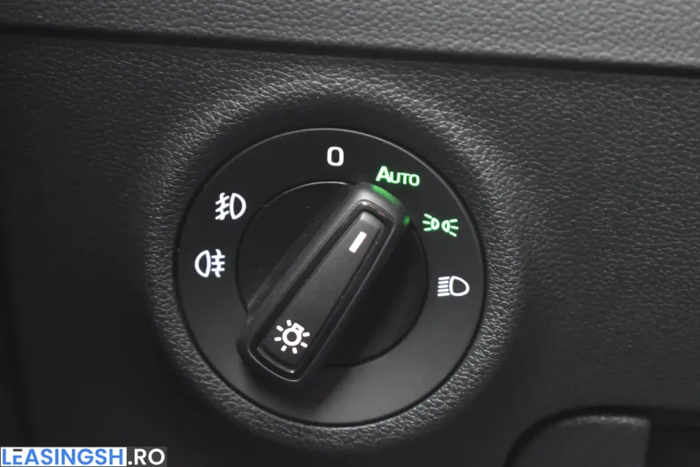 Skoda Karoq din 2023 cu 36.562 km - oferta SKO206549 - foto 33