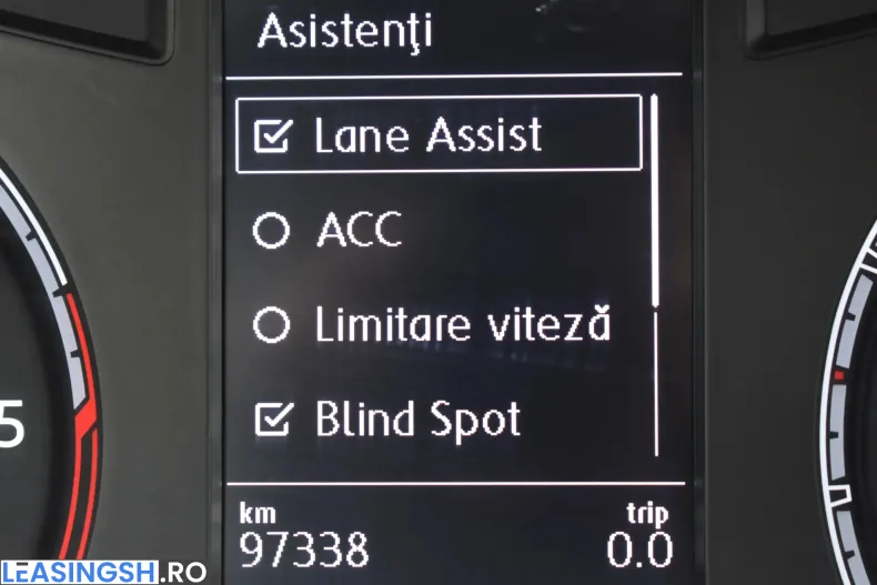 Volkswagen T-Roc din 2021 cu 97.360 km - oferta VOL206552 - foto 38