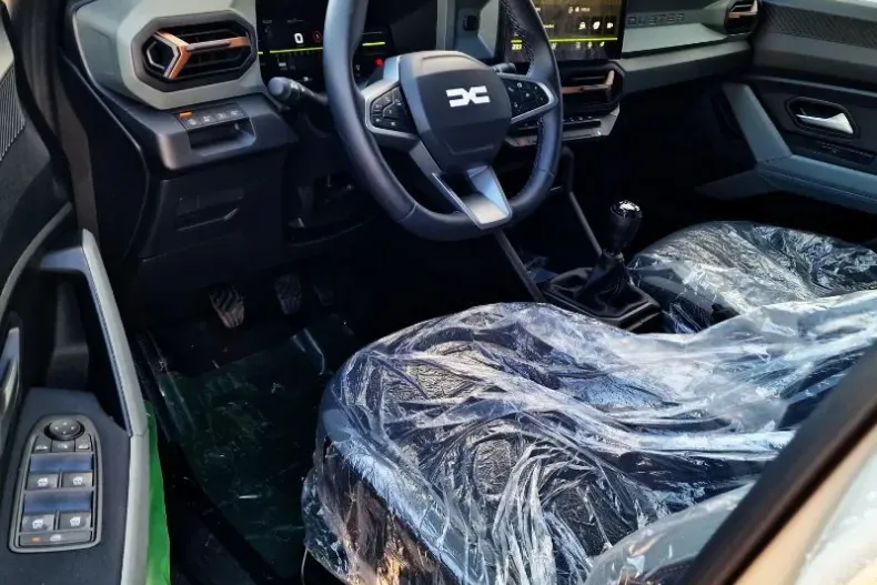 Dacia Duster din 2025 cu 27 km - oferta DAC206556 - foto 12