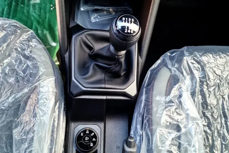 Dacia Duster din 2025 cu 27 km - oferta DAC206556 - foto 16