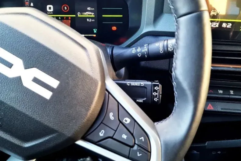 Dacia Duster din 2025 cu 27 km - oferta DAC206556 - foto 19