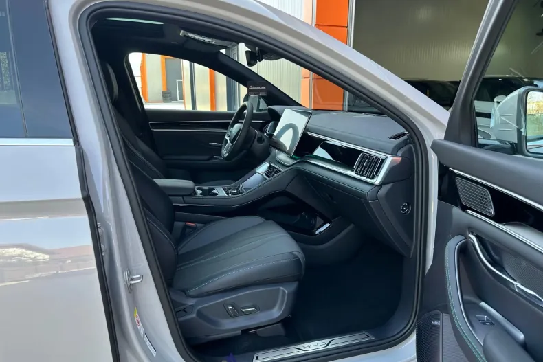 BYD Seal U din 2025 cu 30 km - oferta BYD206563 - foto 11