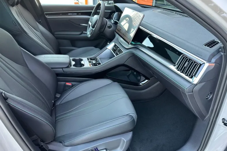 BYD Seal U din 2025 cu 30 km - oferta BYD206563 - foto 13