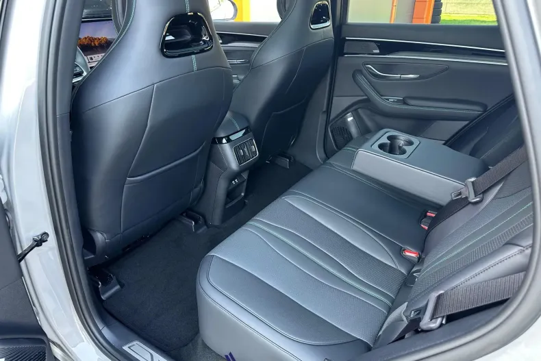 BYD Seal U din 2025 cu 30 km - oferta BYD206563 - foto 15