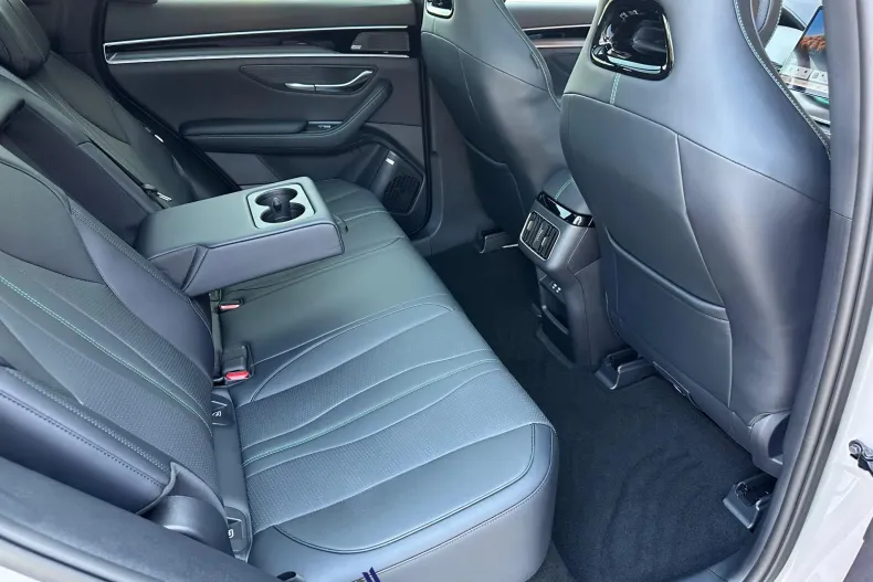 BYD Seal U din 2025 cu 30 km - oferta BYD206563 - foto 18