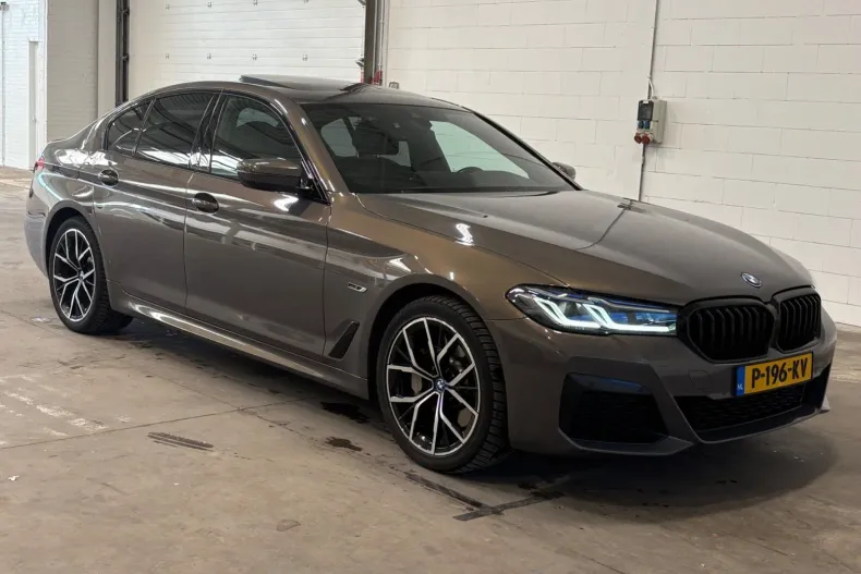 BMW 530e (Seria 5) din 2022 cu 162.227 km - oferta BMW206564 - foto 1