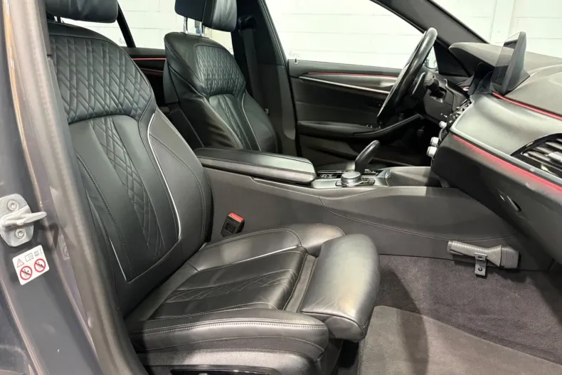 BMW 530e (Seria 5) din 2022 cu 162.227 km - oferta BMW206564 - foto 3