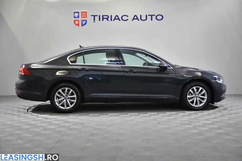 Volkswagen Passat din 2021 cu 159.900 km - oferta VOL206567 - foto 6