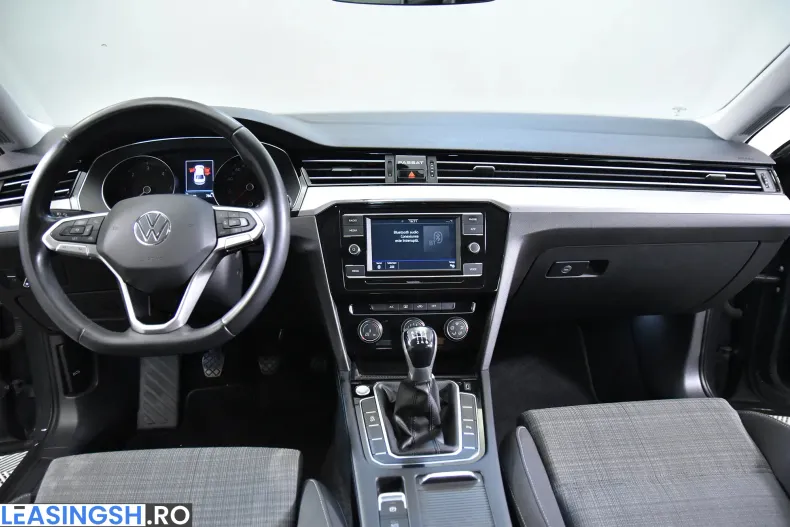 Volkswagen Passat din 2021 cu 159.900 km - oferta VOL206567 - foto 9