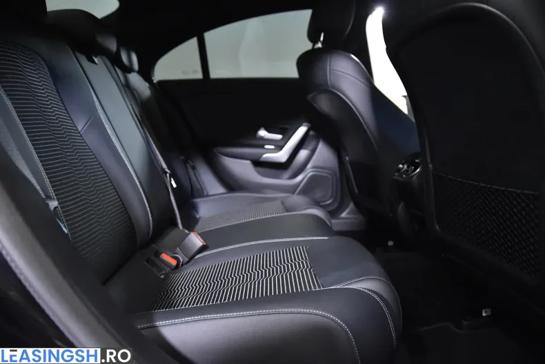Mercedes-Benz CLA 250 (Clasa CLA) din 2023 cu 27.208 km - oferta MER206568 - foto 12