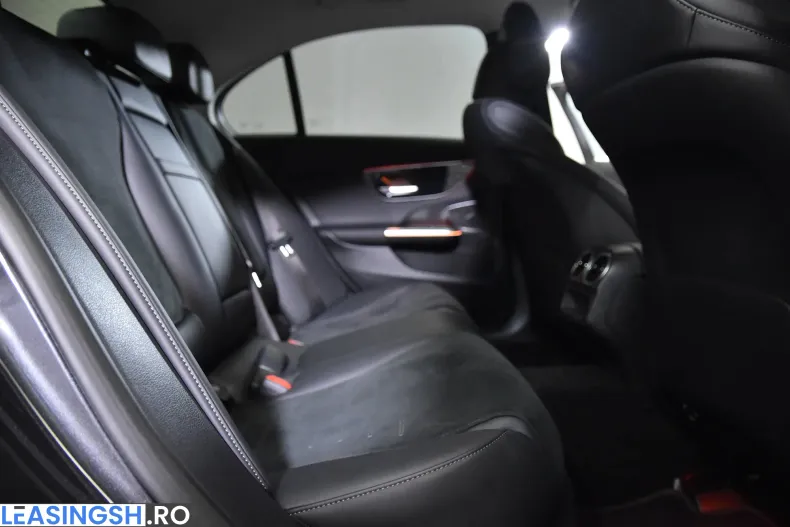 Mercedes-Benz C din 2023 cu 44.676 km - oferta MER206574 - foto 13