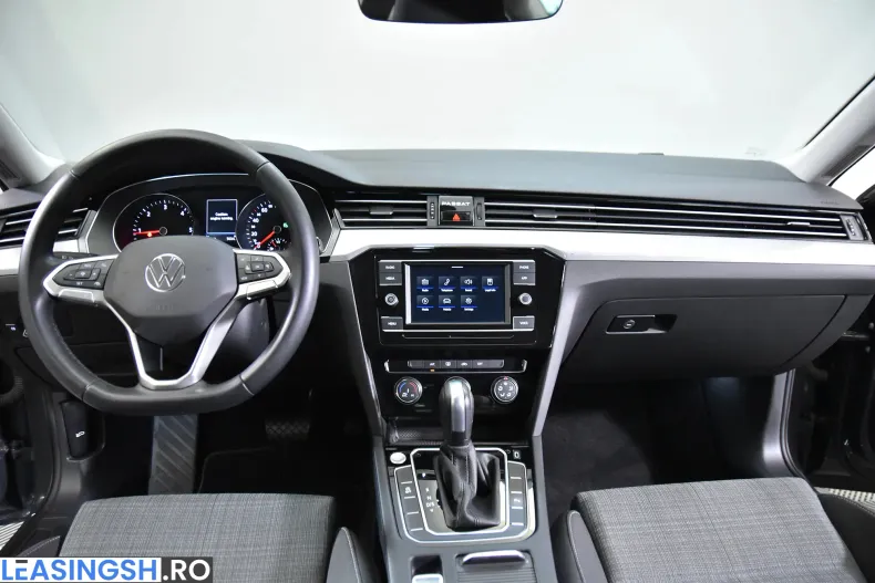 Volkswagen Passat din 2021 cu 63.340 km - oferta VOL206576 - foto 9