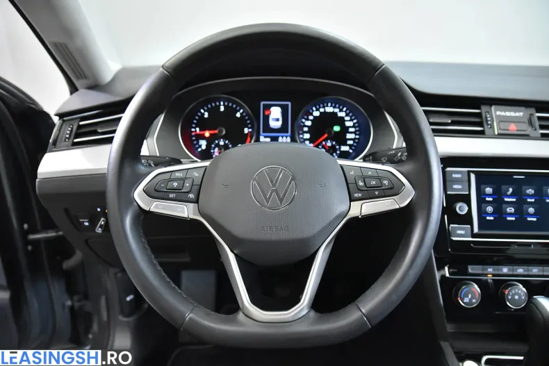 Volkswagen Passat din 2021 cu 63.340 km - oferta VOL206576 - foto 16
