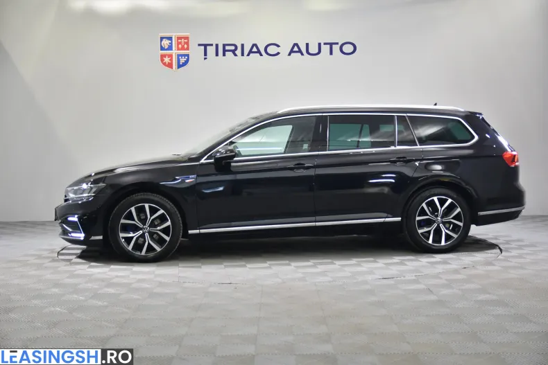 Volkswagen Passat din 2022 cu 122.096 km - oferta VOL206586 - foto 2