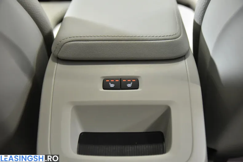 Volvo XC60 din 2024 cu 27.243 km - oferta VOL206595 - foto 22