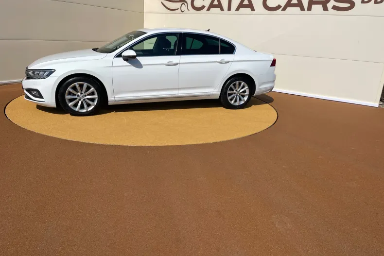 Volkswagen Passat din 2020 cu 133.000 km - oferta VOL206602 - foto 6