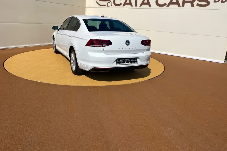 Volkswagen Passat din 2020 cu 133.000 km - oferta VOL206602 - foto 11