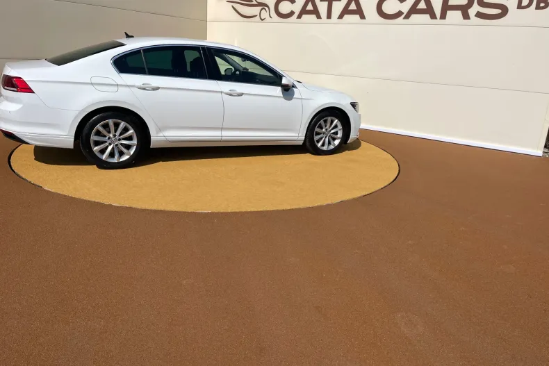 Volkswagen Passat din 2020 cu 133.000 km - oferta VOL206602 - foto 17