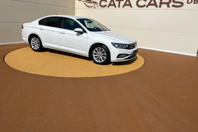 Volkswagen Passat din 2020 cu 133.000 km - oferta VOL206602 - foto 19