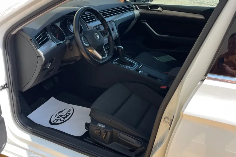 Volkswagen Passat din 2020 cu 133.000 km - oferta VOL206602 - foto 26