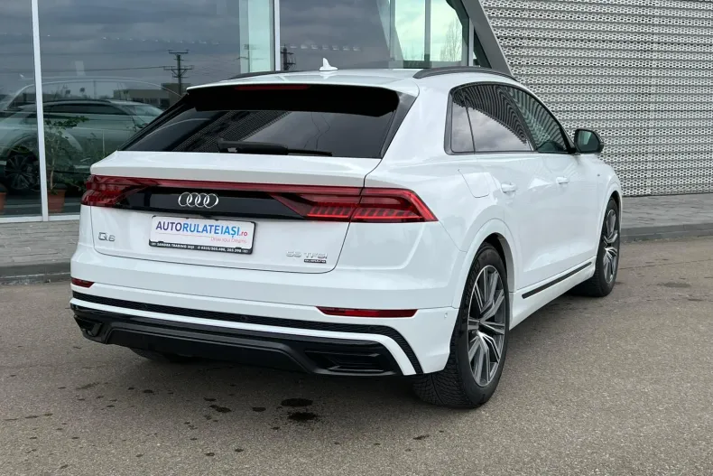 Audi Q8 din 2022 cu 37.253 km - oferta AUD206605 - foto 2
