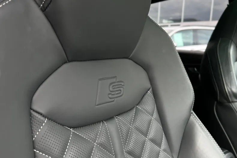 Audi Q8 din 2022 cu 37.253 km - oferta AUD206605 - foto 17