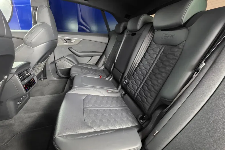 Audi RSQ8 din 2024 cu 23.371 km - oferta AUD206608 - foto 36