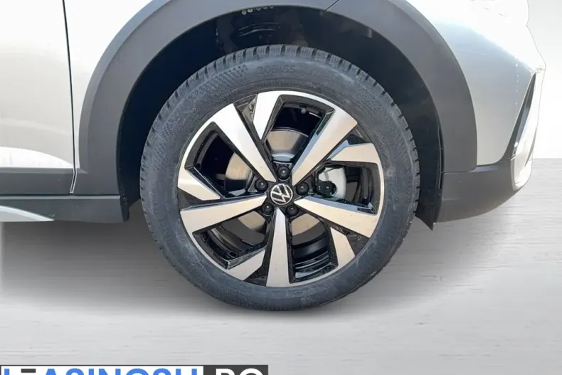 Volkswagen Taigo din 2025 cu 3.785 km - oferta VOL206609 - foto 8