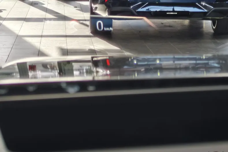 BMW 520i (Seria 5) din 2025 cu 8.182 km - oferta BMW206613 - foto 11