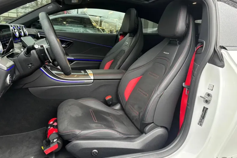 Mercedes-Benz CLE din 2025 cu 10.000 km - oferta MER206618 - foto 4