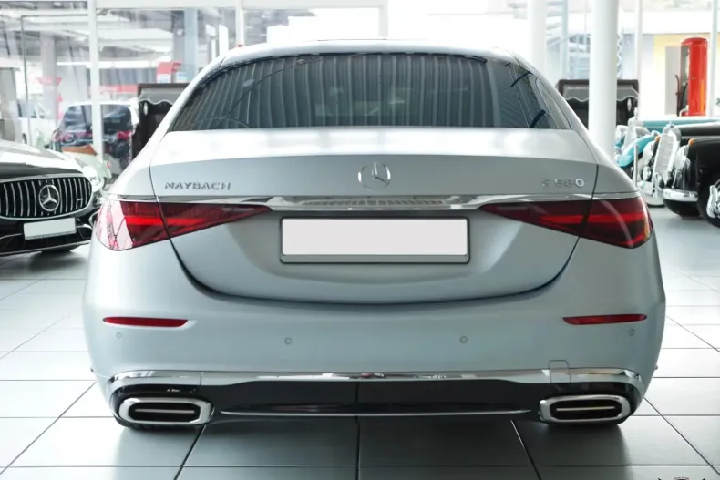 Mercedes-Benz S Maybach din 2025 cu 1.400 km - oferta MER206624 - foto 9