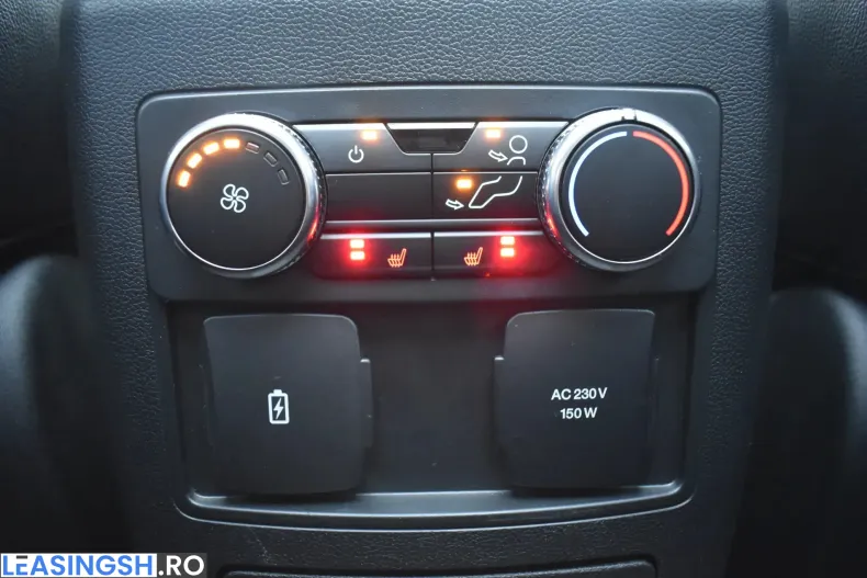 Ford Explorer din 2022 cu 126.000 km - oferta FOR206626 - foto 37