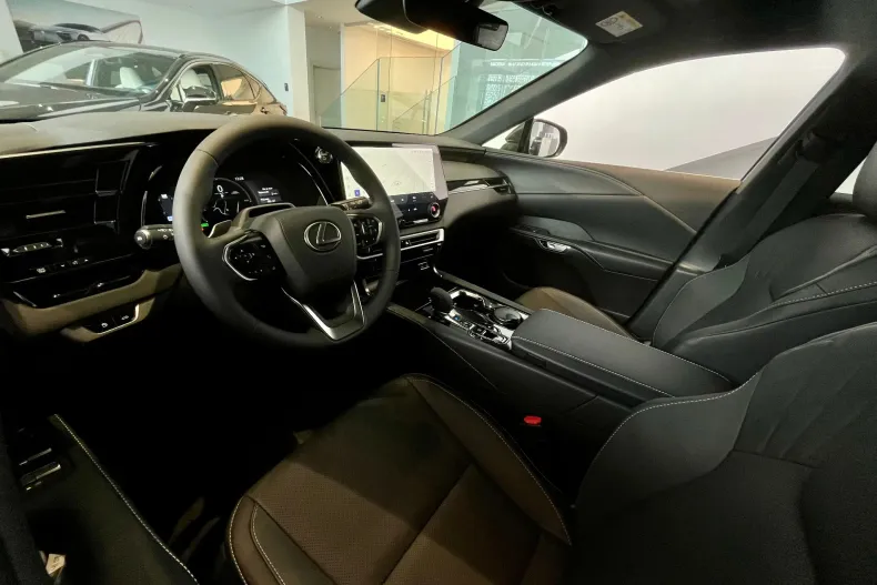 Lexus Seria RX din 2026 cu 5 km - oferta LEX206635 - foto 8