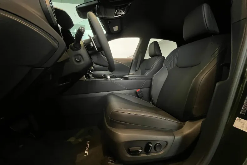 Lexus Seria RX din 2026 cu 5 km - oferta LEX206635 - foto 12