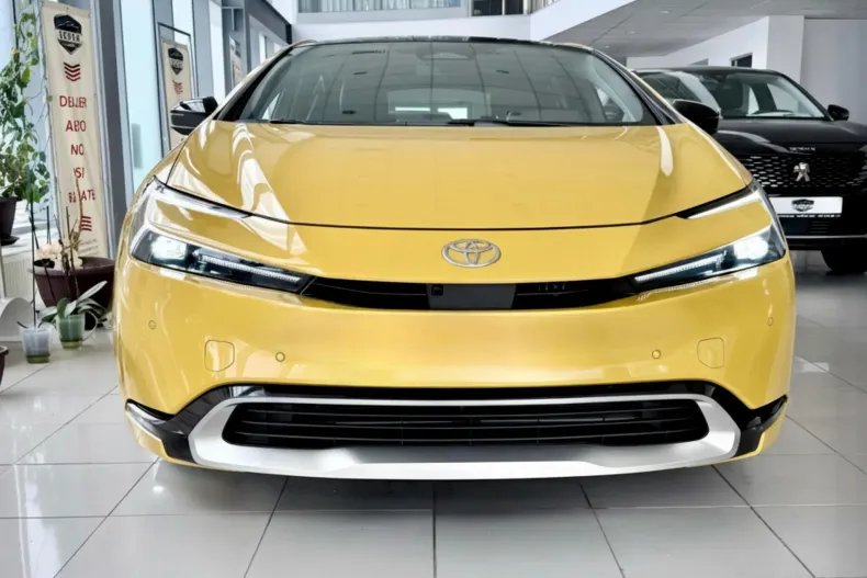 Toyota Prius din 2025 cu 3.000 km - oferta TOY206636 - foto 22