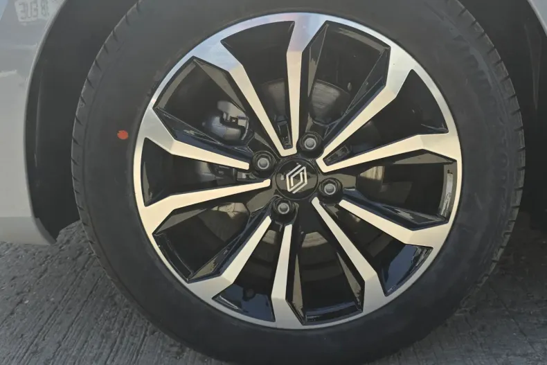 Renault Clio din 2025 cu 1 km - oferta REN206637 - foto 11