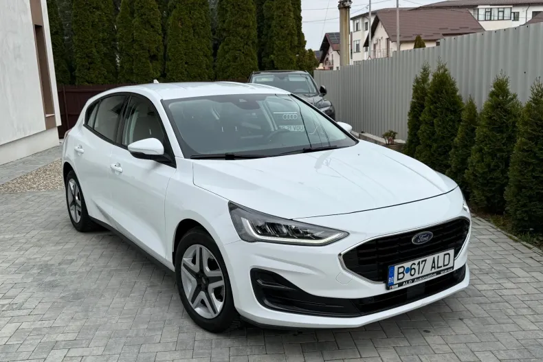 Ford Focus din 2022 cu 30.545 km - oferta FOR206638 - foto 1