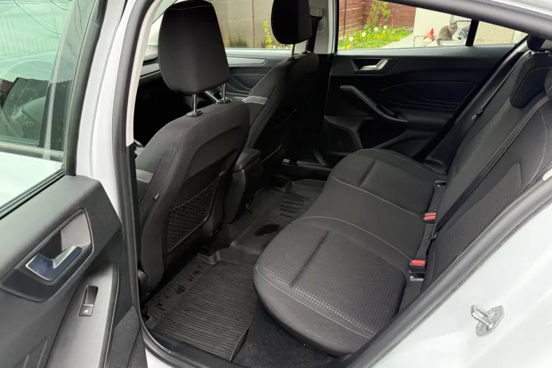 Ford Focus din 2022 cu 30.545 km - oferta FOR206638 - foto 5