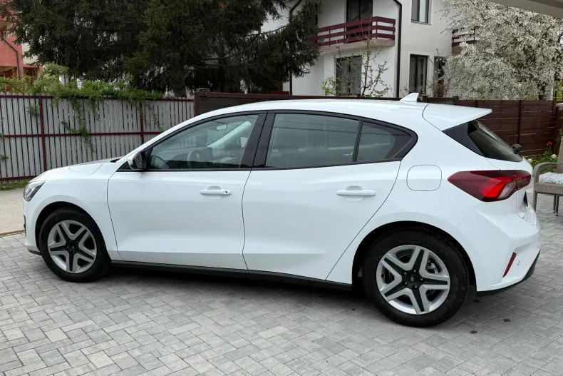 Ford Focus din 2022 cu 30.545 km - oferta FOR206638 - foto 12